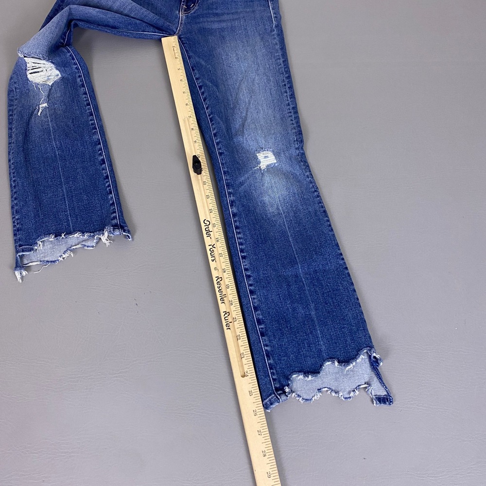 Mother The Insider Crop Step Chew Jeans Size 24 Blue Dancing On Coals Distressed - Picture 11 of 14